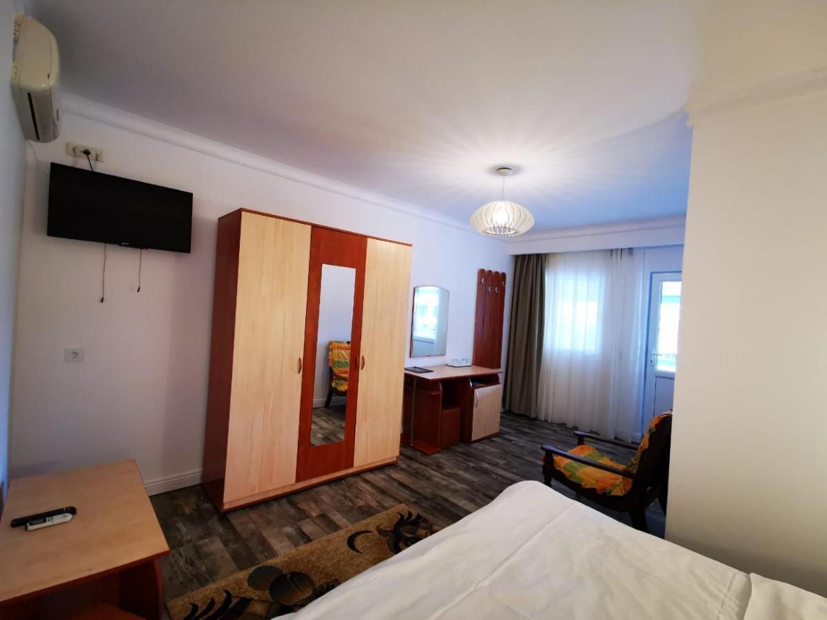 Hotel Sunrise Crisan (Tulcea) Exterior foto